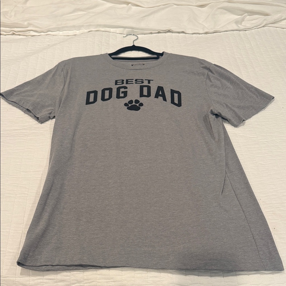 Isaac Morris 'Best Dog Dad' T-Shirt